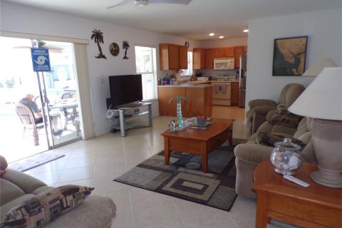 Casa en alquiler en Punta Gorda, Florida, 3 dormitorios, 98.1 m2 № 2166631 - foto 19