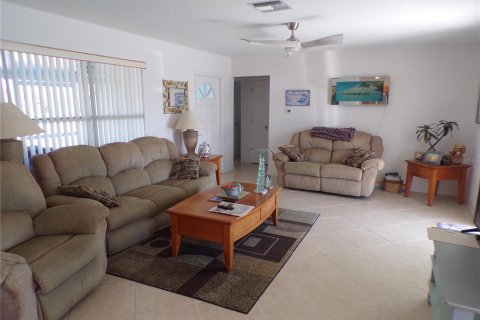 Casa en alquiler en Punta Gorda, Florida, 3 dormitorios, 98.1 m2 № 2166631 - foto 5