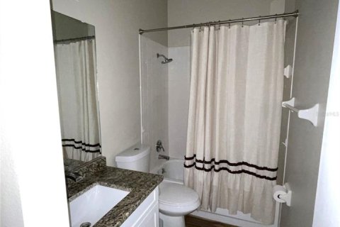 Condominio en alquiler en Sun City Center, Florida, 2 dormitorios, 144.83 m2 № 2226967 - foto 9