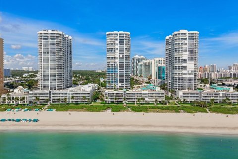 Copropriété à louer à Sunny Isles Beach, Floride: 1 chambre, 117.06 m2 № 2390150 - photo 15