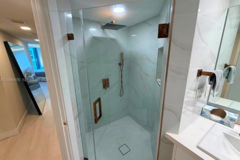 Copropriété à louer à Sunny Isles Beach, Floride: 1 chambre, 117.06 m2 № 2390150 - photo 7