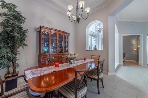 House in Coral Springs, Florida 5 bedrooms, 277.03 sq.m. № 2087058 - photo 19