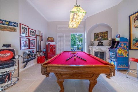 House in Coral Springs, Florida 5 bedrooms, 277.03 sq.m. № 2087058 - photo 16