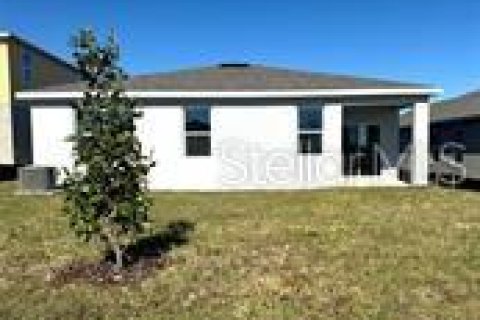 Villa ou maison à louer à Haines City, Floride: 4 chambres, 170.85 m2 № 2391023 - photo 14