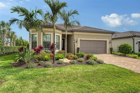 Casa en venta en Bradenton, Florida, 3 dormitorios, 213.4 m2 № 1688530 - foto 2