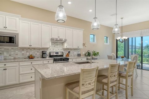 Casa en venta en Bradenton, Florida, 3 dormitorios, 213.4 m2 № 1688530 - foto 9