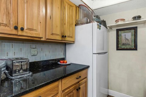 Condominio en alquiler en New Port Richey, Florida, 1 dormitorio, 68.38 m2 № 1740539 - foto 9