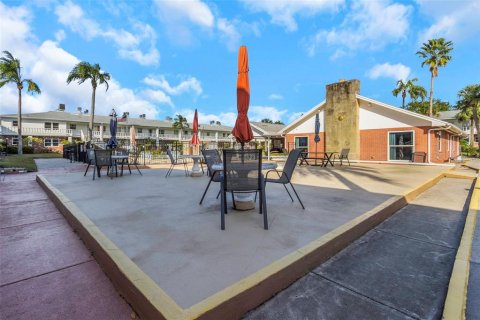 Condominio en alquiler en New Port Richey, Florida, 1 dormitorio, 68.38 m2 № 1740539 - foto 29