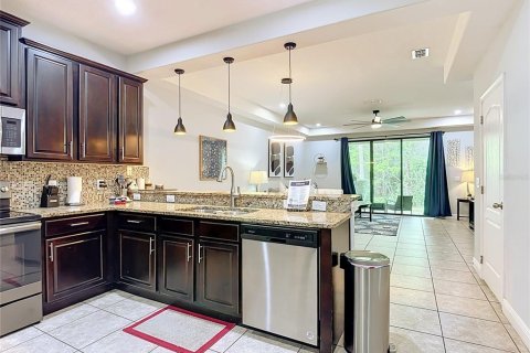 Touwnhouse à vendre à Davenport, Floride: 3 chambres, 151.62 m2 № 2296499 - photo 11