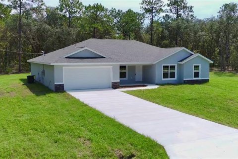 Villa ou maison à vendre à Dunnellon, Floride: 3 chambres, 179.02 m2 № 1912559 - photo 1