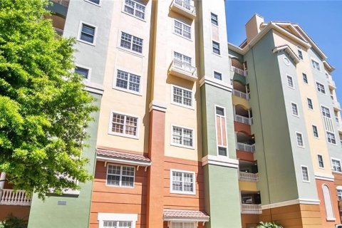 Condo in Orlando, Florida, 3 bedrooms  № 1608081 - photo 1