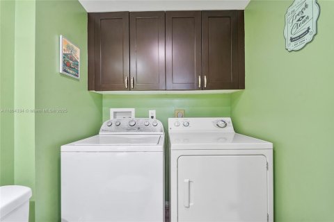 Adosado en venta en Plantation, Florida, 2 dormitorios, 127.46 m2 № 1864084 - foto 20
