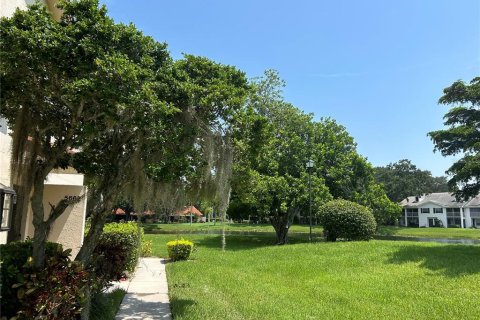 Condominio en alquiler en Sarasota, Florida, 2 dormitorios, 99.22 m2 № 1724127 - foto 2