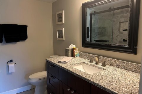 Condominio en alquiler en Sarasota, Florida, 2 dormitorios, 99.22 m2 № 1724127 - foto 21
