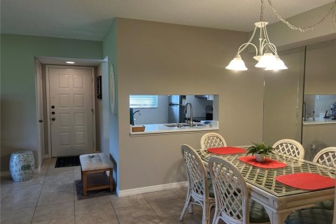 Condominio en alquiler en Sarasota, Florida, 2 dormitorios, 99.22 m2 № 1724127 - foto 12