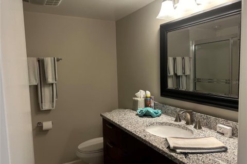 Condominio en alquiler en Sarasota, Florida, 2 dormitorios, 99.22 m2 № 1724127 - foto 15