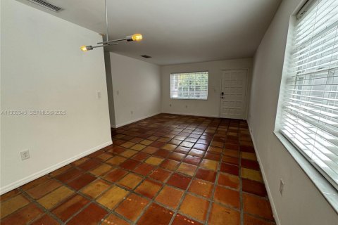 Appartement à louer à Miami, Floride: 1 chambre № 1991208 - photo 2