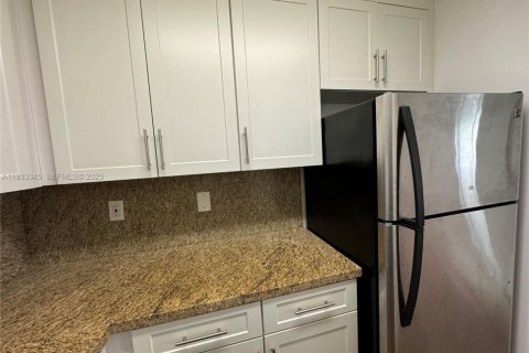 Appartement à louer à Miami, Floride: 1 chambre № 1991208 - photo 4