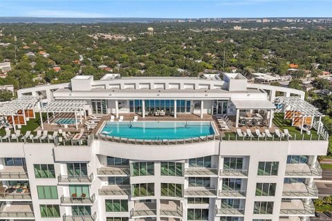 Condo in Tampa, Florida, 3 bedrooms  № 1266188 - photo 1