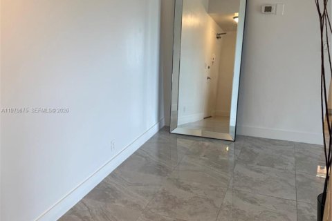 Купить кондоминиум в Майами, Флорида 1 спальня, 77.2м2, № 2045933 - фото 10