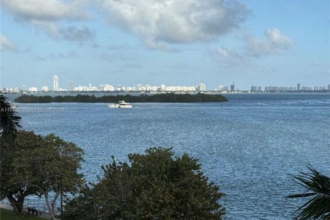 Купить кондоминиум в Майами, Флорида 1 спальня, 77.2м2, № 2045933 - фото 29