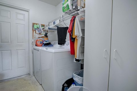House in Leesburg, Florida 3 bedrooms, 177.72 sq.m. № 1913389 - photo 23