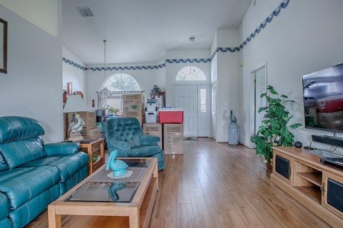 House in Leesburg, Florida 3 bedrooms, 177.72 sq.m. № 1913389 - photo 7