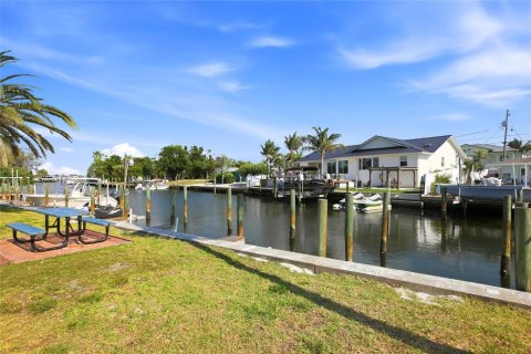 Copropriété à vendre à Bradenton, Floride: 2 chambres, 124.12 m2 № 2223445 - photo 30