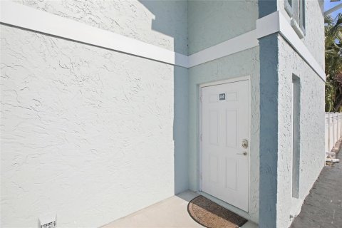 Copropriété à vendre à Bradenton, Floride: 2 chambres, 124.12 m2 № 2223445 - photo 3