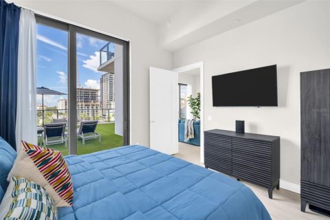 Condo in Saint Petersburg, Florida, 2 bedrooms  № 1918894 - photo 27