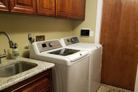 Casa en alquiler en Palm Harbor, Florida, 4 dormitorios, 227.42 m2 № 2167727 - foto 16