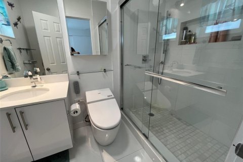 Condo in Hollywood, Florida, 1 bedroom  № 2086992 - photo 22