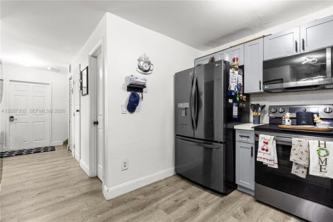 Condo in Homestead, Florida, 2 bedrooms  № 2071365 - photo 8