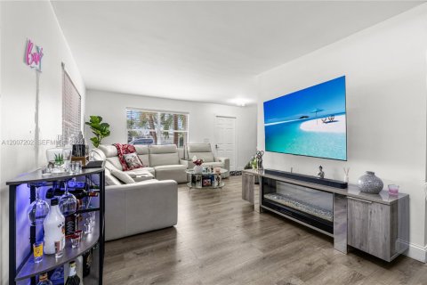 Condo in Homestead, Florida, 2 bedrooms  № 2071365 - photo 10