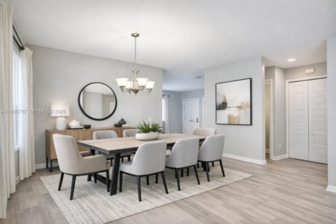 Casa en alquiler en Miami, Florida, 3 dormitorios, 197.32 m2 № 2047554 - foto 5