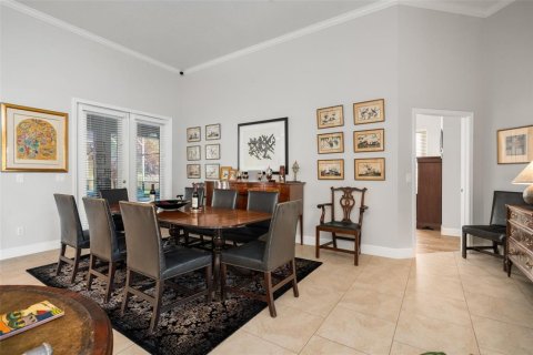 House in Orlando, Florida 5 bedrooms, 270.9 sq.m. № 1751488 - photo 4