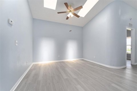 House in Ocala, Florida 3 bedrooms, 187.01 sq.m. № 1911737 - photo 13