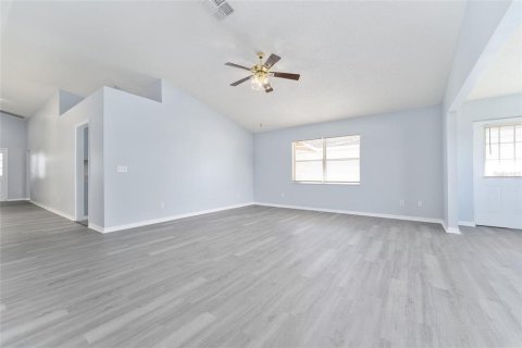 House in Ocala, Florida 3 bedrooms, 187.01 sq.m. № 1911737 - photo 27
