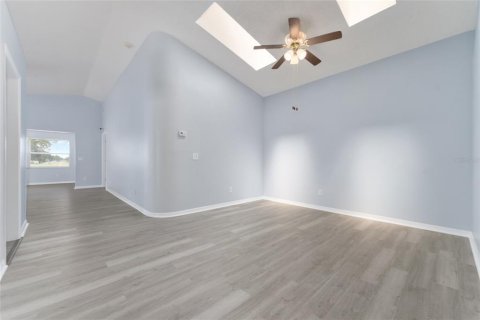 House in Ocala, Florida 3 bedrooms, 187.01 sq.m. № 1911737 - photo 11