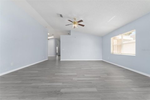 House in Ocala, Florida 3 bedrooms, 187.01 sq.m. № 1911737 - photo 28