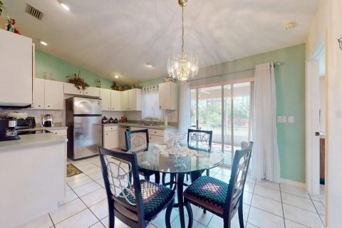Propiedad comercial en venta en Palm Coast, Florida, 242.38 m2 № 1659407 - foto 14