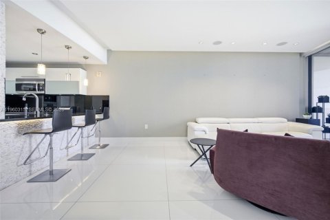 Купить кондоминиум в Санни-Айлс-Бич, Флорида 1 спальня, 79.71м2, № 2024031 - фото 13