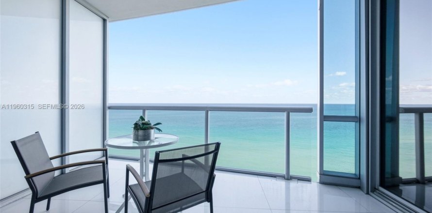 Кондоминиум с 1 спальней в Санни-Айлс-Бич, Флорида № 2024031