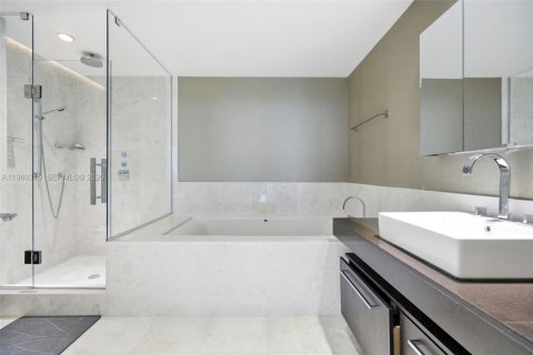 Купить кондоминиум в Санни-Айлс-Бич, Флорида 1 спальня, 79.71м2, № 2024031 - фото 26