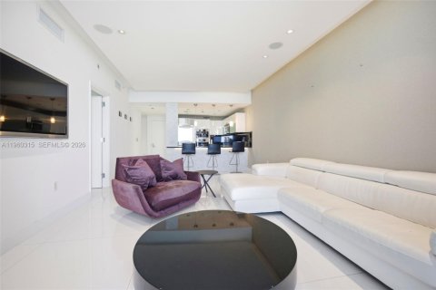 Купить кондоминиум в Санни-Айлс-Бич, Флорида 1 спальня, 79.71м2, № 2024031 - фото 17