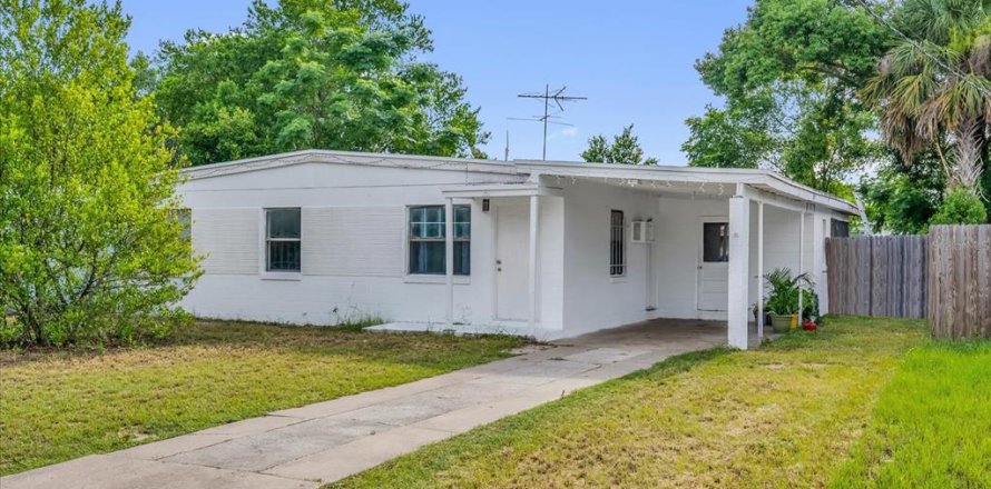 House in Orlando, Florida 3 bedrooms, 76.64 sq.m. № 1824250