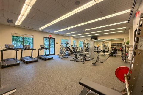 Condo in Miami, Florida, 1 bedroom  № 1976924 - photo 21