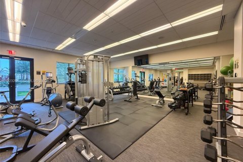 Condo in Miami, Florida, 1 bedroom  № 1976924 - photo 20