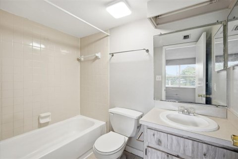 Copropriété à louer à Tampa, Floride: 2 chambres, 81.66 m2 № 2430717 - photo 15