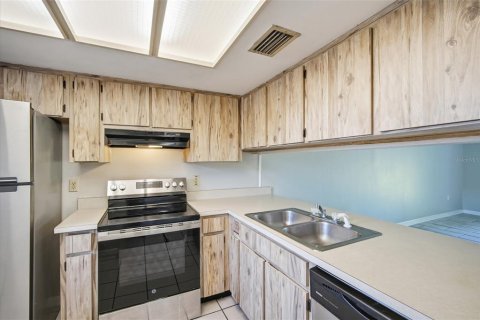 Copropriété à louer à Tampa, Floride: 2 chambres, 81.66 m2 № 2430717 - photo 9